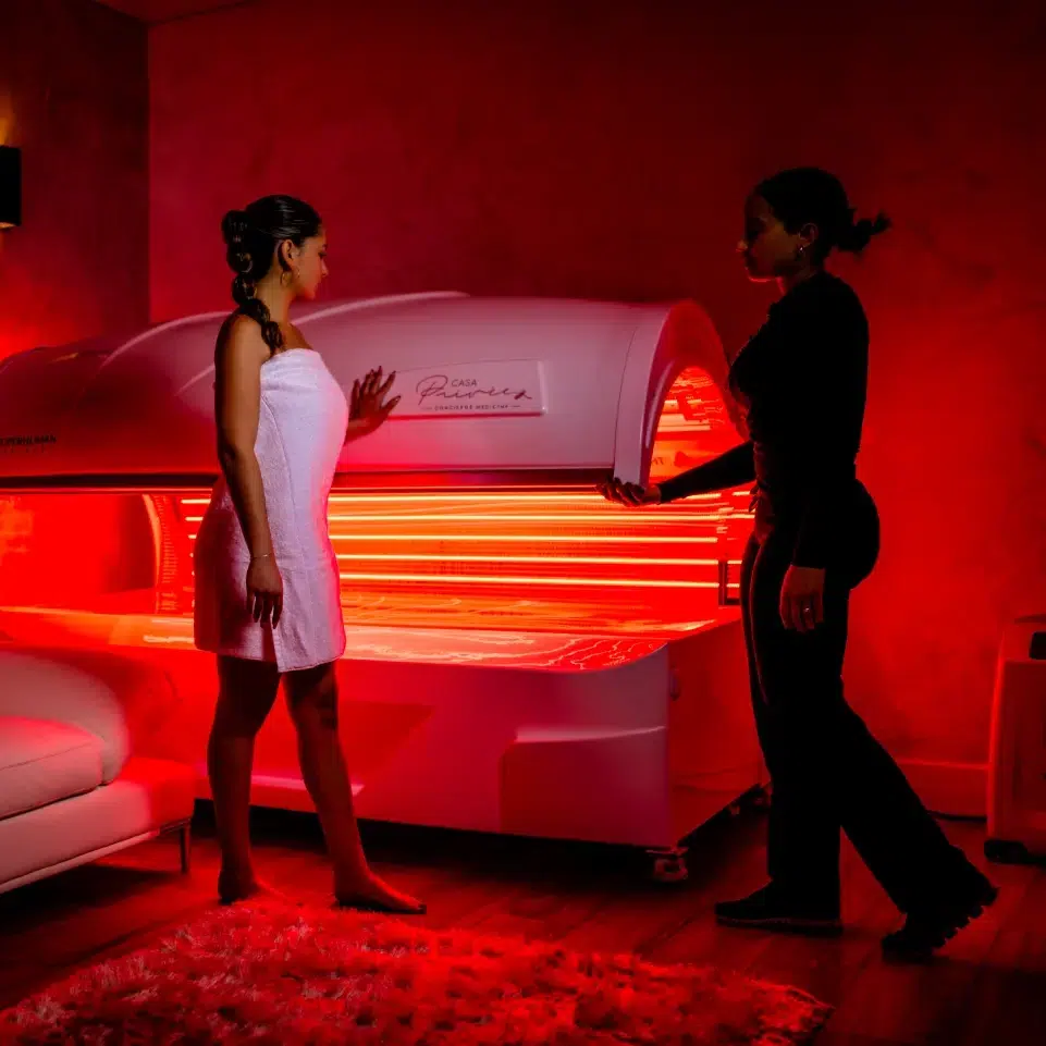 Red light therapy in Miami. Infrared sauna for full-body recovery and promoting cellular health.